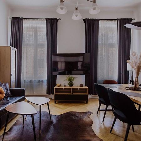 Golden Pearl - Main Square, 100 Sqm, 4 Rooms Cracovia Esterno foto