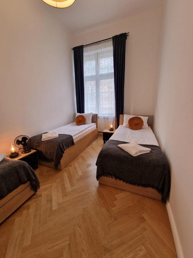 Golden Pearl - Main Square, 100 Sqm, 4 Rooms Cracovia Esterno foto