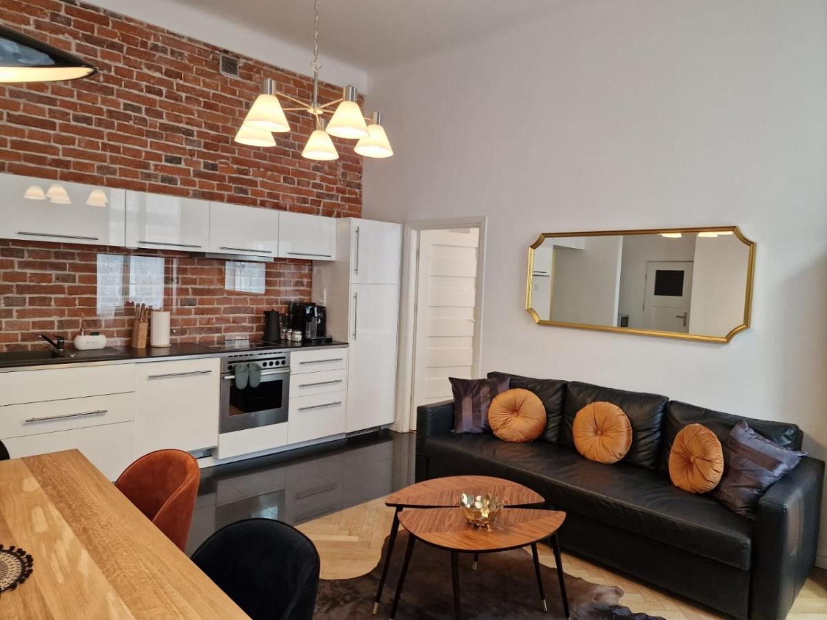 Golden Pearl - Main Square, 100 Sqm, 4 Rooms Cracovia Esterno foto