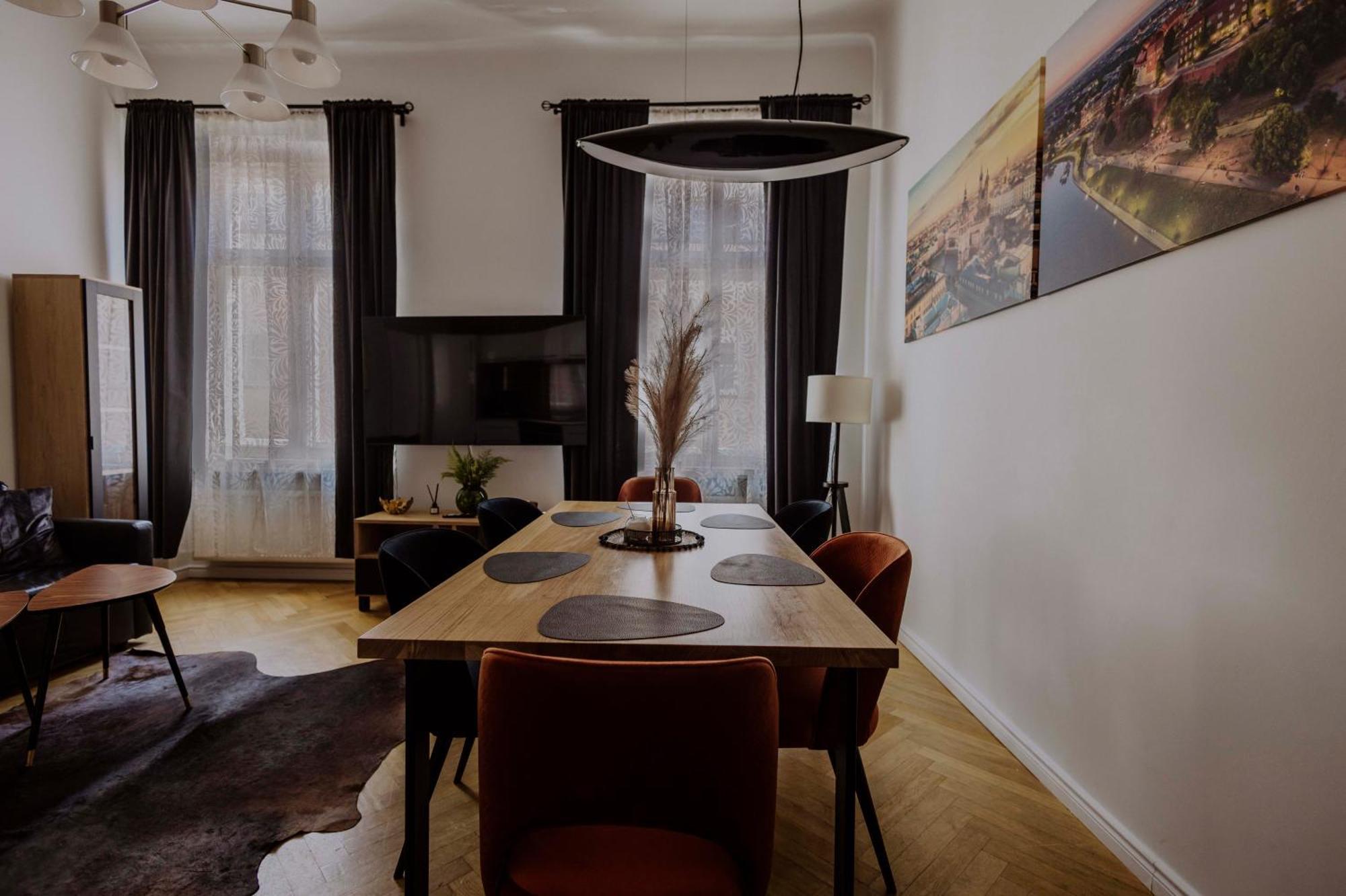 Golden Pearl - Main Square, 100 Sqm, 4 Rooms Cracovia Esterno foto