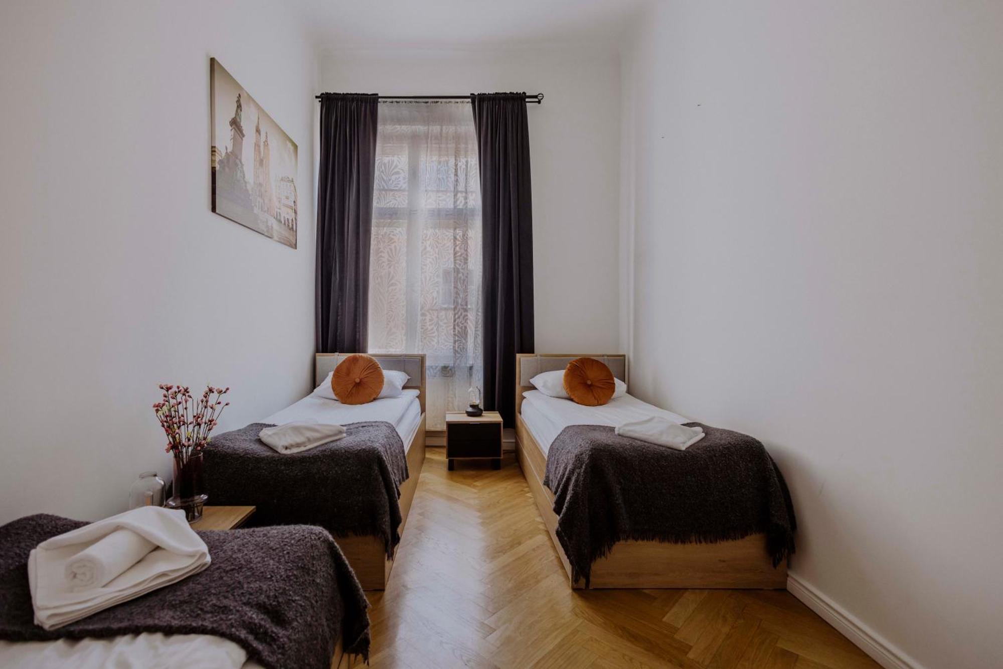 Golden Pearl - Main Square, 100 Sqm, 4 Rooms Cracovia Esterno foto