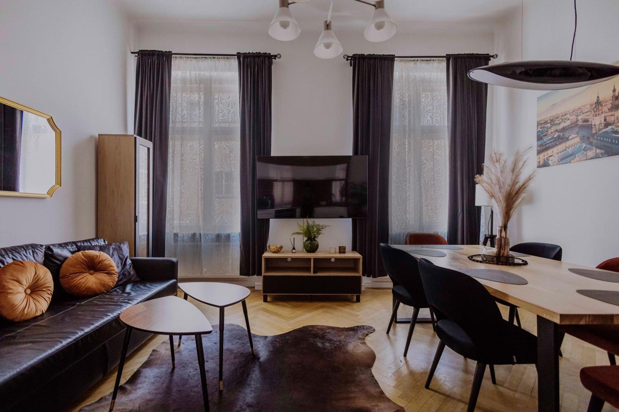 Golden Pearl - Main Square, 100 Sqm, 4 Rooms Cracovia Esterno foto